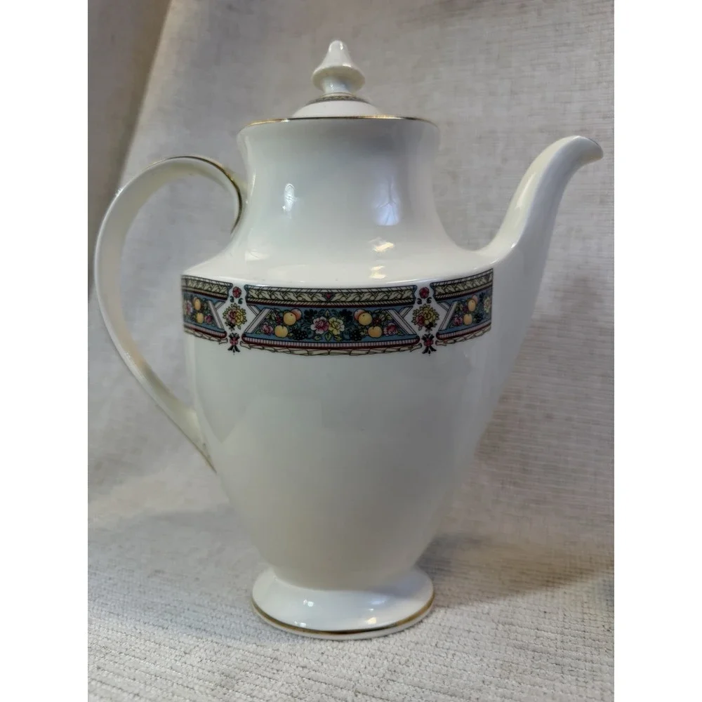 Royal Doulton Camberlay H5199‎ Coffee Pot & Gravy Boat Bone China England